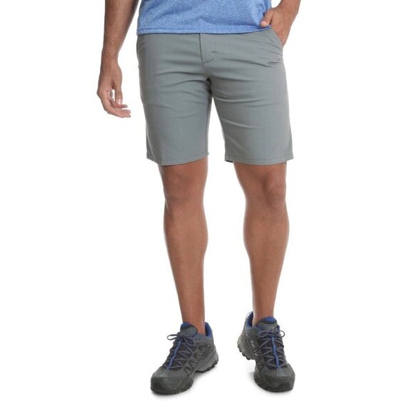 Wrangler Straight Fit Shorts Mens 46 Gray Outdoor Stretch Flat Front 9” NEW - Picture 1 of 8